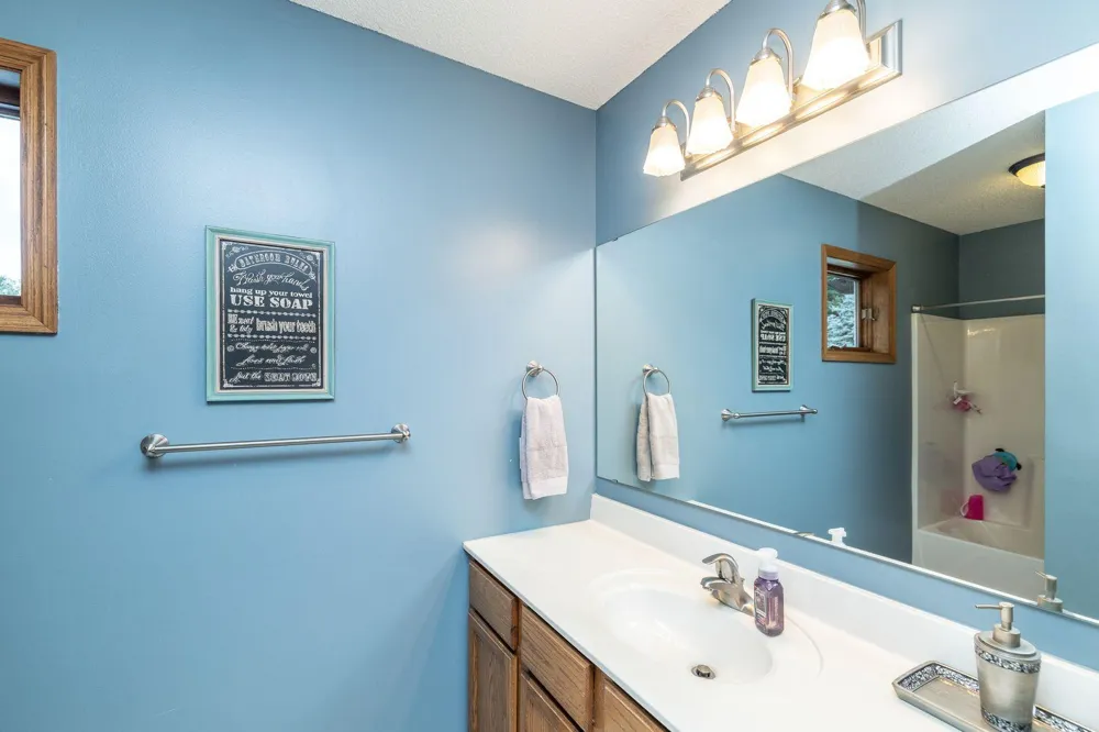 19860 Orr Avenue Hastings, MN 55033