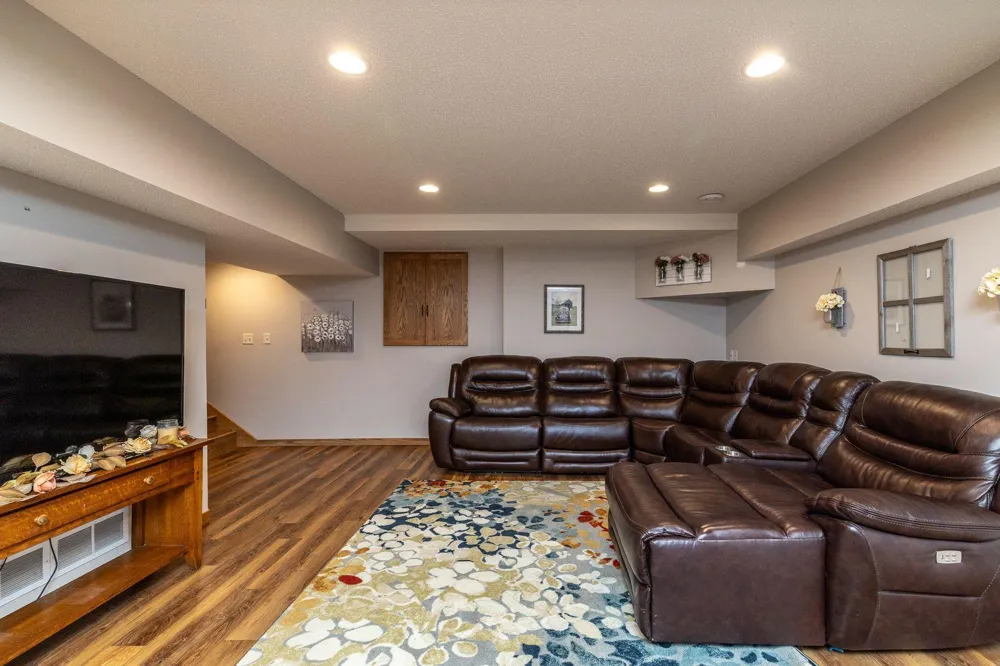 19860 Orr Avenue Hastings, MN 55033