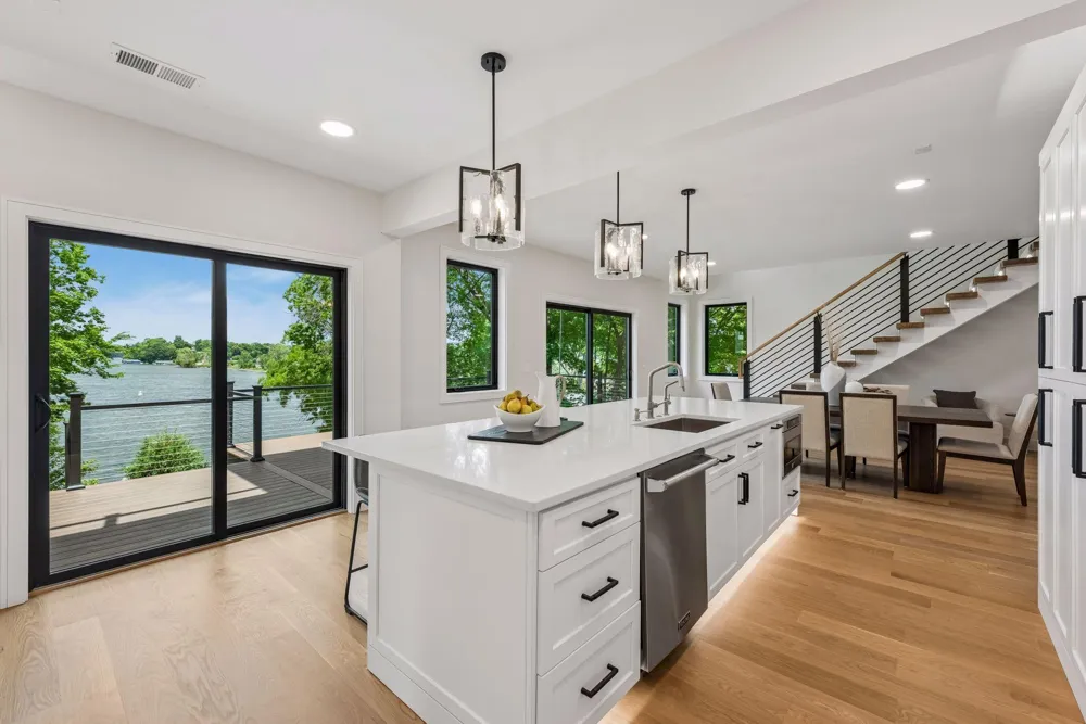 17310 County Rd 101 W Minnetonka, MN 55391
