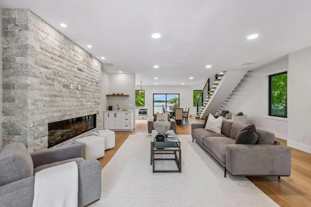 17310 County Rd 101 W Minnetonka, MN 55391