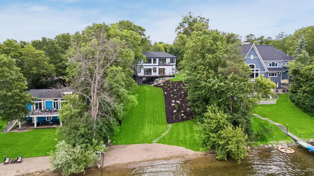 17310 County Rd 101 W Minnetonka, MN 55391