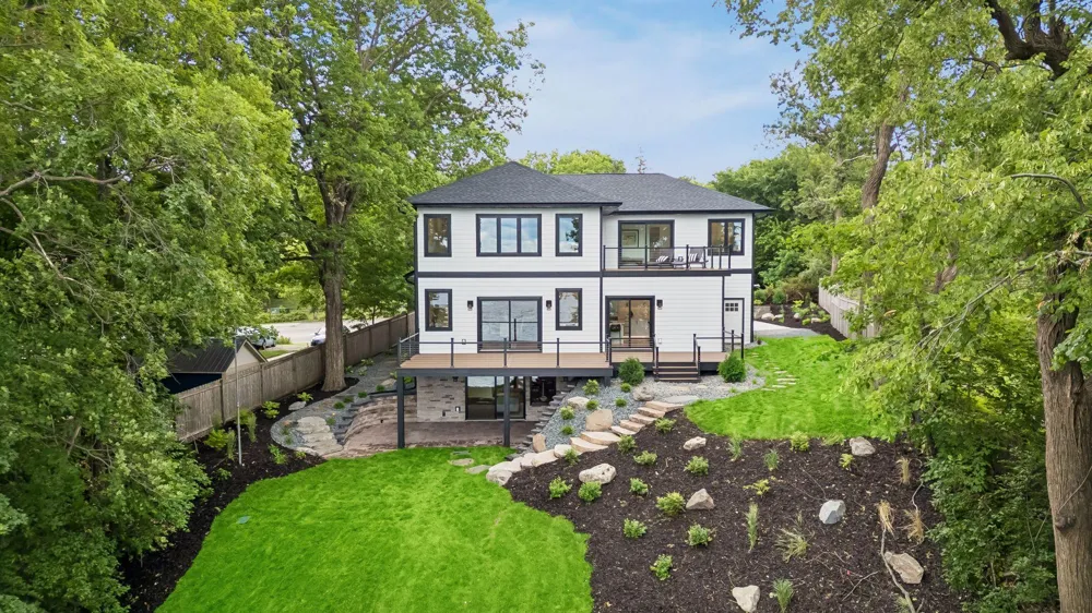 17310 County Rd 101 W Minnetonka, MN 55391