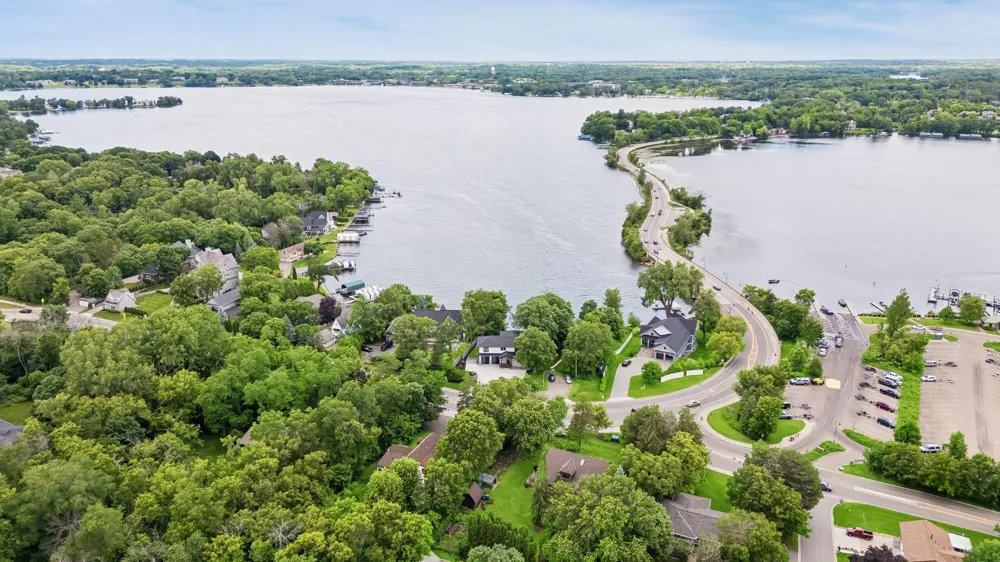 17310 County Rd 101 W Minnetonka, MN 55391