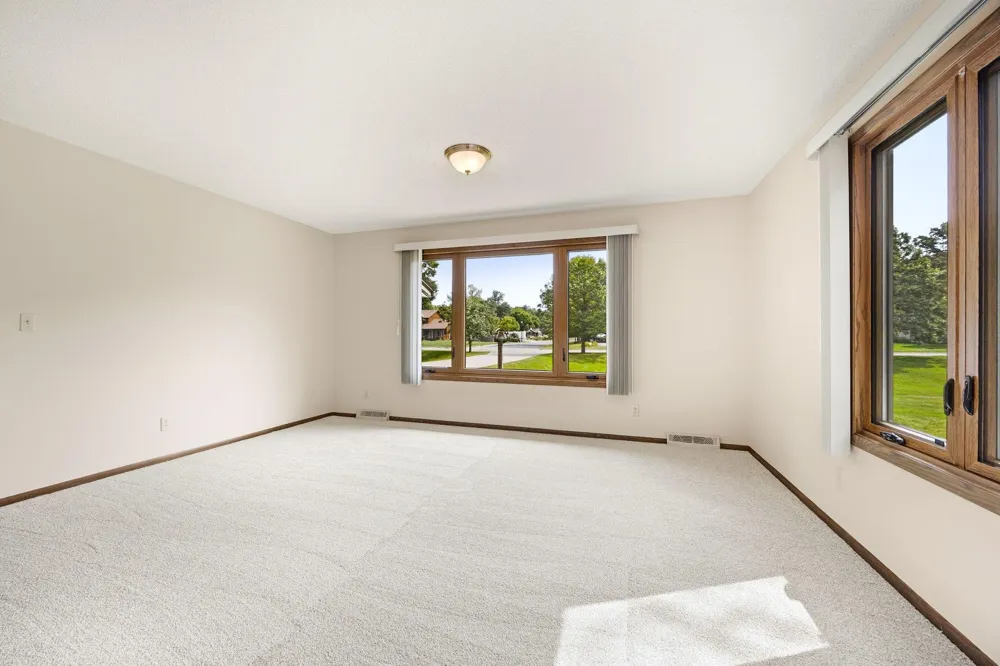 522 Shady Ridge Road NW Hutchinson, MN 55350