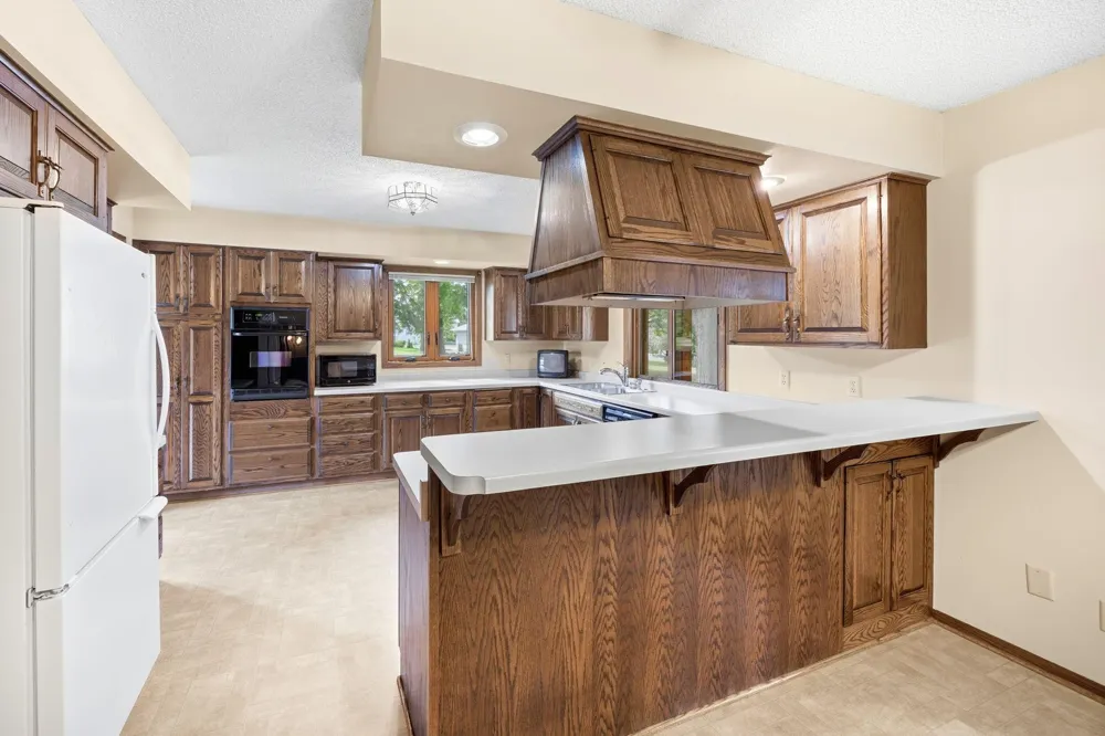 522 Shady Ridge Road NW Hutchinson, MN 55350