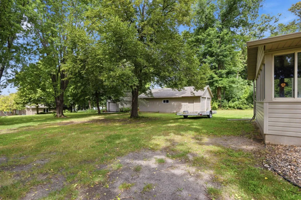 522 Shady Ridge Road NW Hutchinson, MN 55350