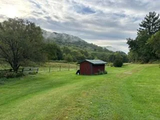 745 Hanson Valley Road Houston, MN 55943