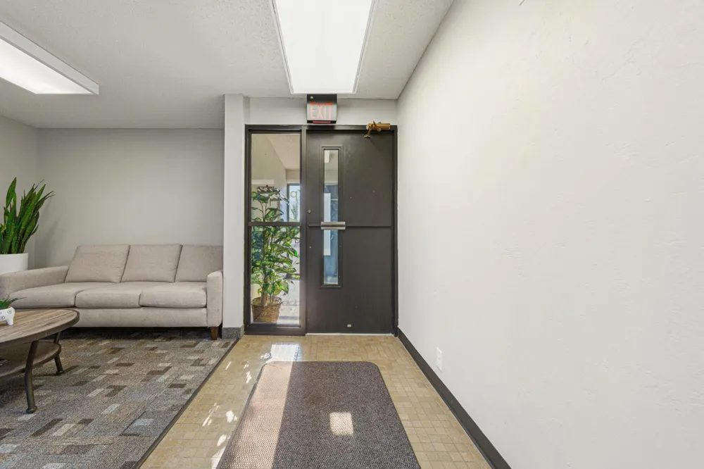 152 E Pearl Street Owatonna, MN 55060