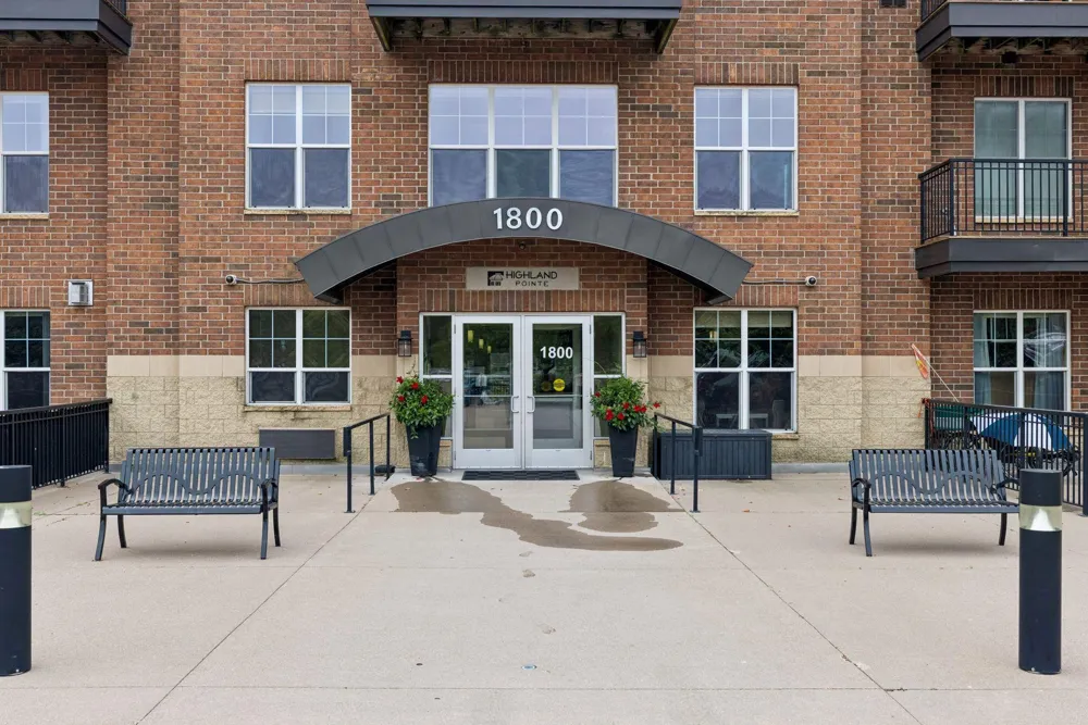 1800 Graham Avenue #309 Saint Paul, MN 55116