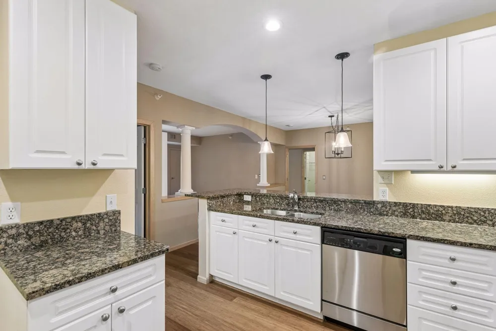 1800 Graham Avenue #309 Saint Paul, MN 55116