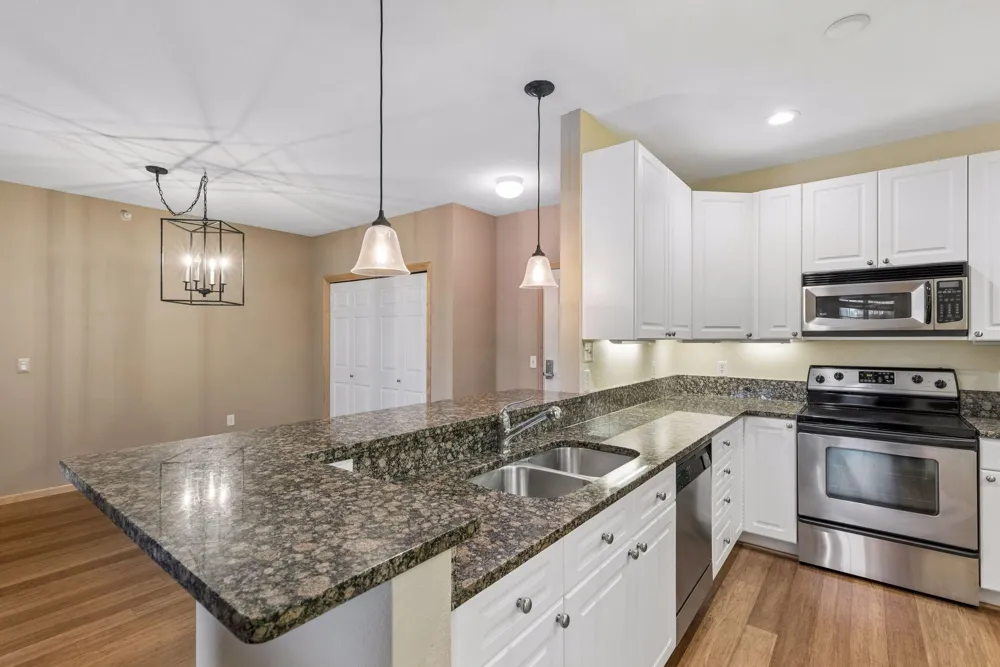 1800 Graham Avenue #309 Saint Paul, MN 55116