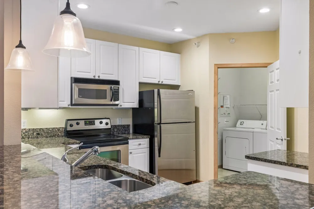 1800 Graham Avenue #309 Saint Paul, MN 55116