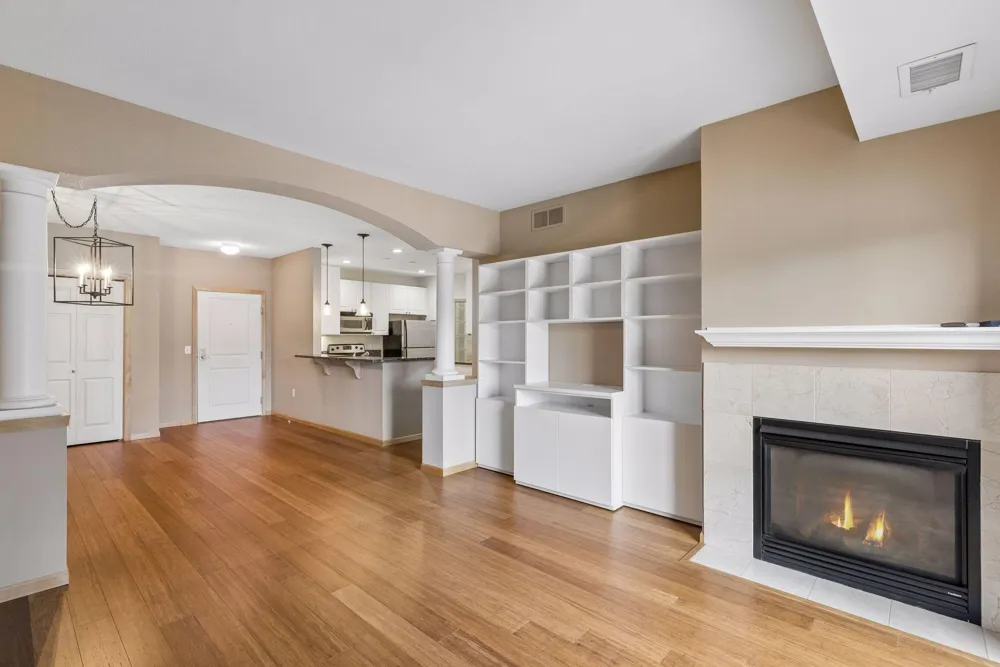 1800 Graham Avenue #309 Saint Paul, MN 55116