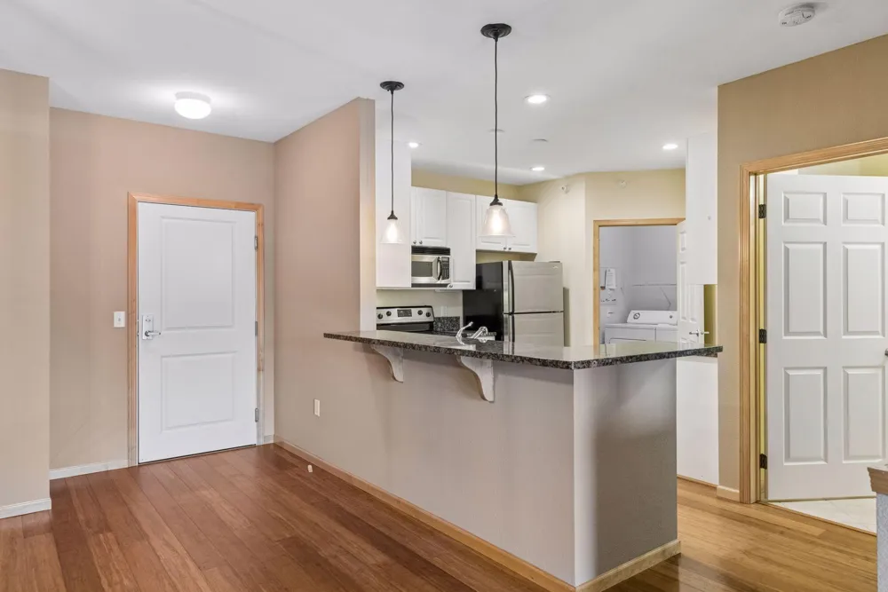 1800 Graham Avenue #309 Saint Paul, MN 55116