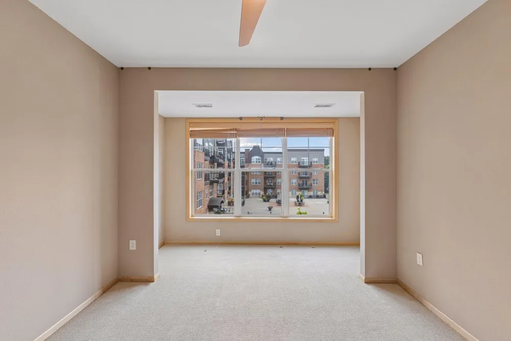 1800 Graham Avenue #309 Saint Paul, MN 55116