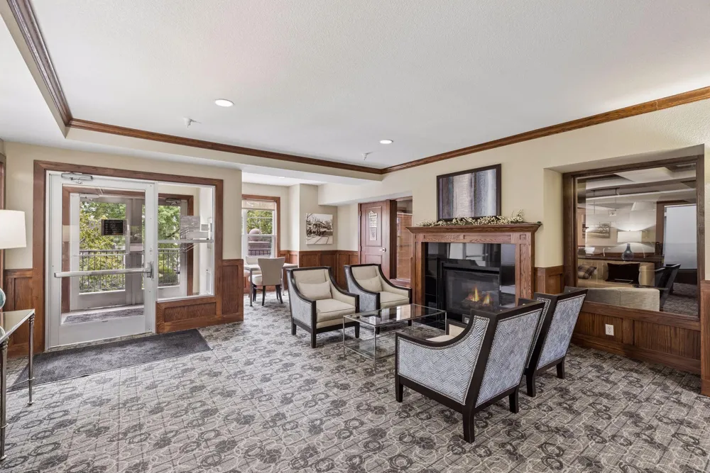 1800 Graham Avenue #309 Saint Paul, MN 55116