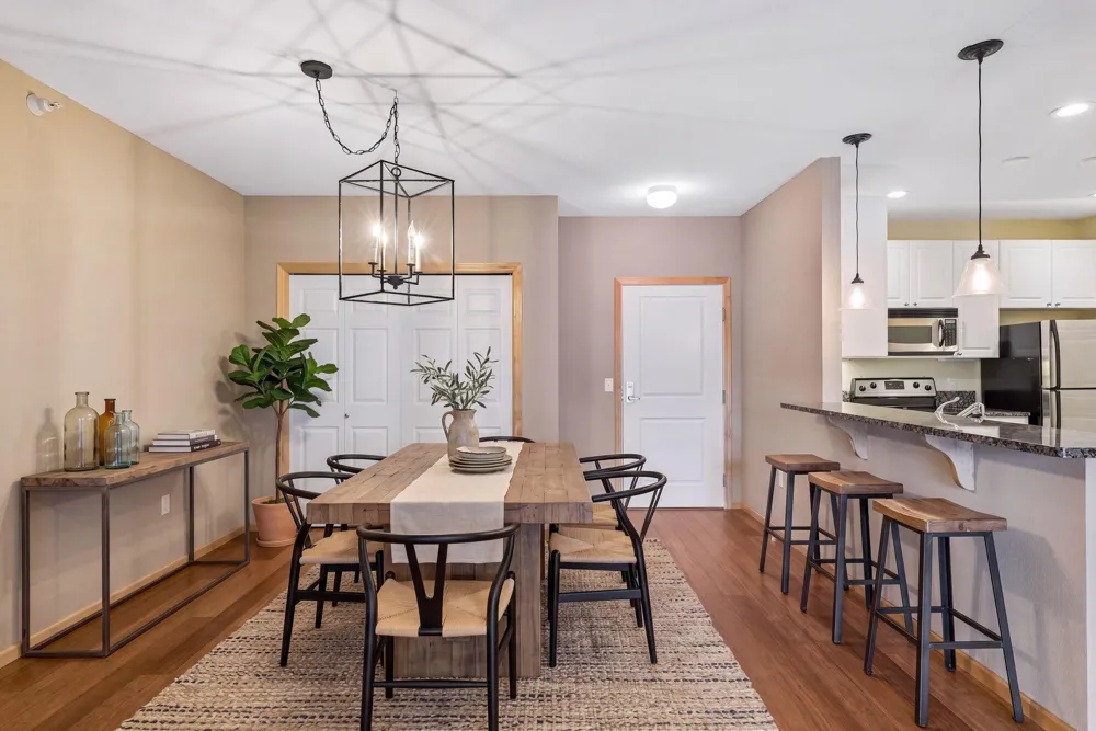 1800 Graham Avenue #309 Saint Paul, MN 55116