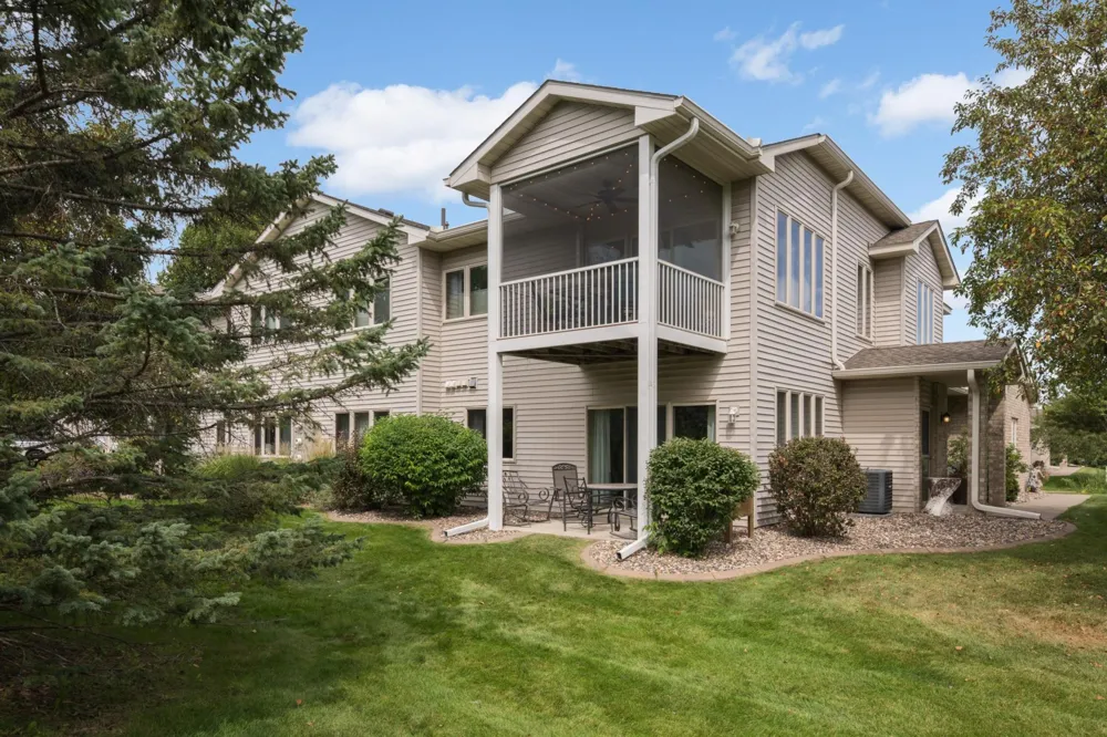 7333 Bolton Way Inver Grove Heights, MN 55076