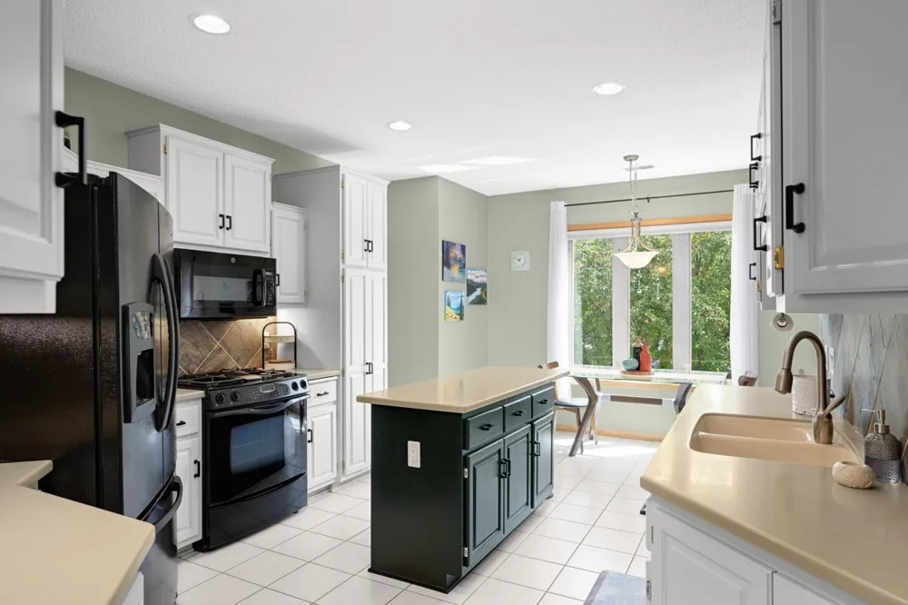 7333 Bolton Way Inver Grove Heights, MN 55076