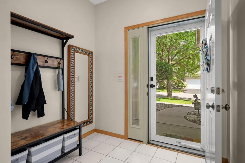 7333 Bolton Way Inver Grove Heights, MN 55076