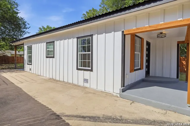 1008 Stonewall San Antonio, TX 78211