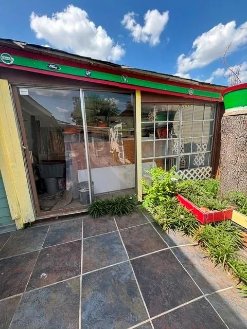 9718 Debbie Lane Houston, TX 77038