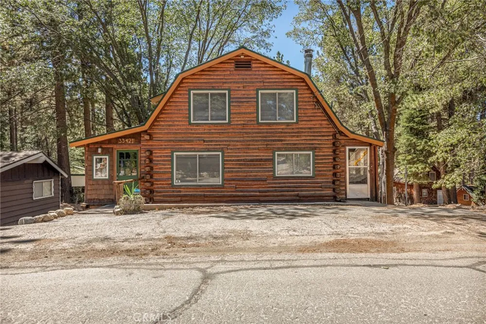33421 Holcomb Creek Green Valley Lake, CA 92341