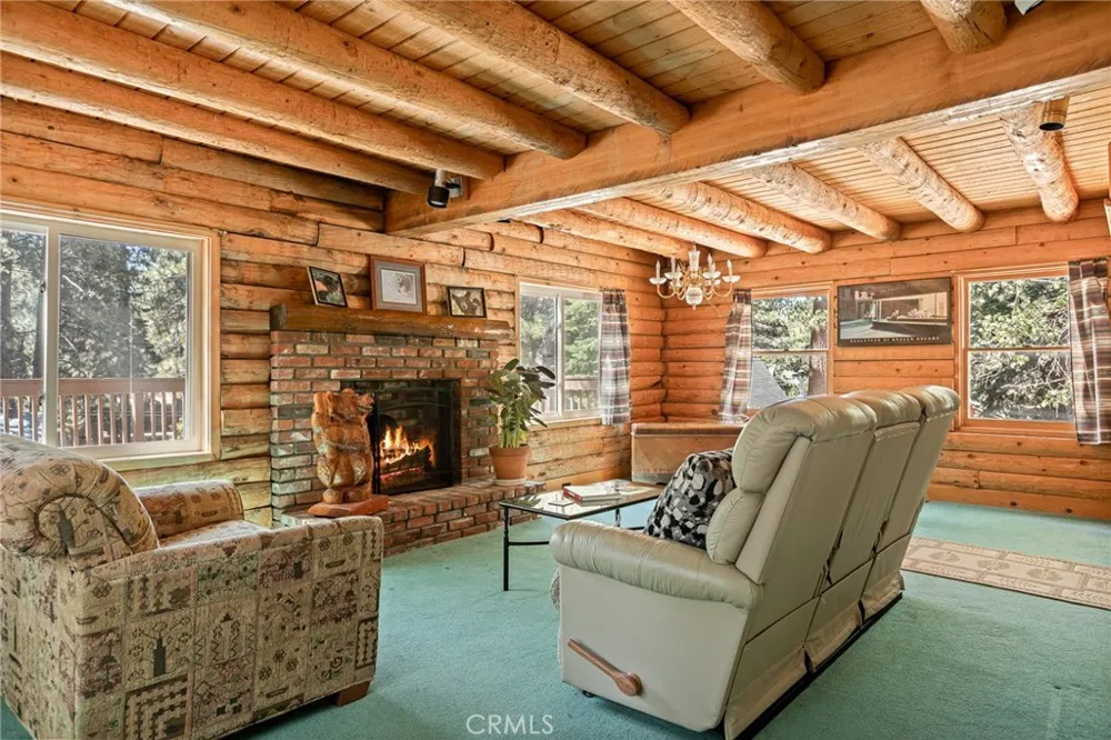 33421 Holcomb Creek Green Valley Lake, CA 92341
