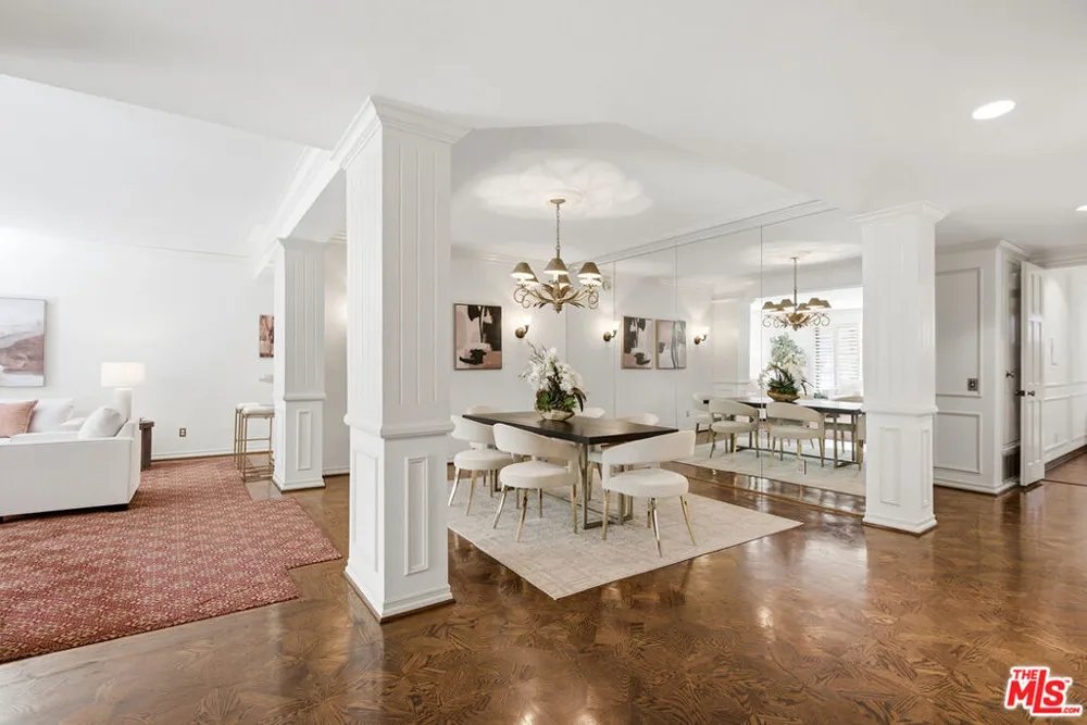 4784 Park Encino Lane #103 Encino, CA 91436