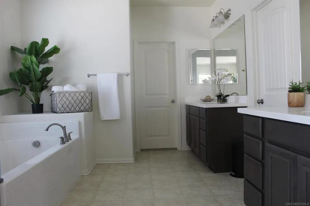1811 Mattero Avenue Chula Vista, CA 91913