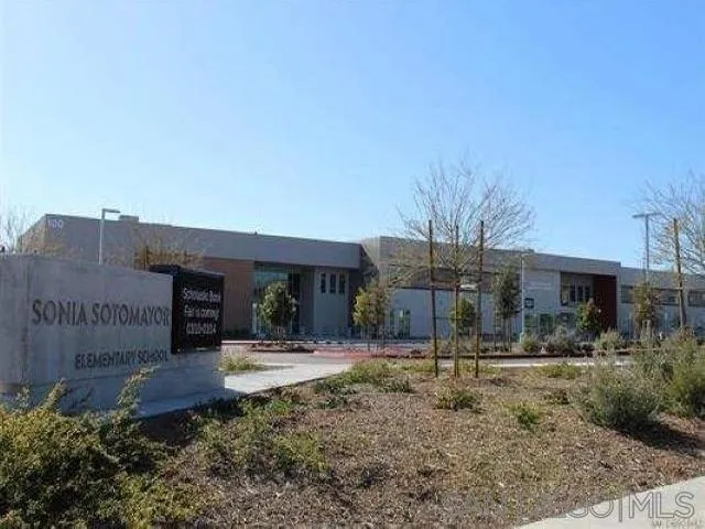 1811 Mattero Avenue Chula Vista, CA 91913