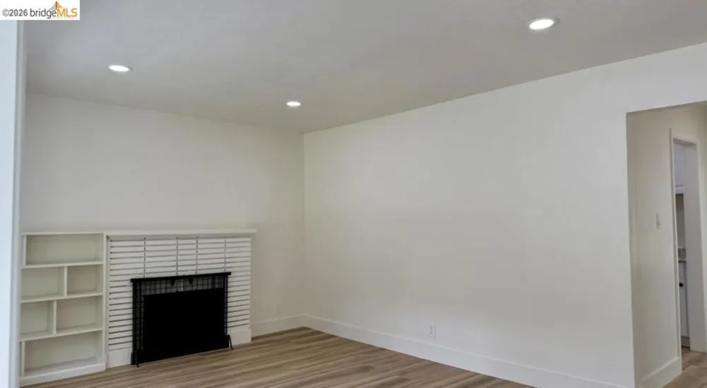 230 Cleaveland rd Pleasant Hill, CA 94523