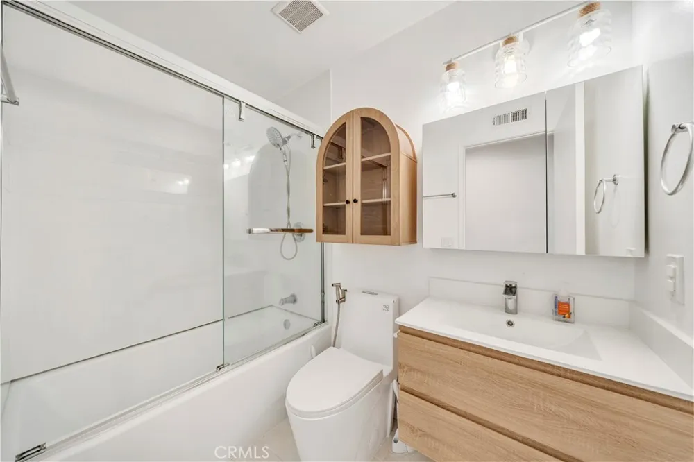 5661 Amberdale Dr Yorba Linda, CA 92886