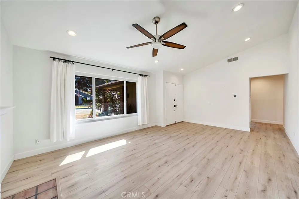 5661 Amberdale Dr Yorba Linda, CA 92886