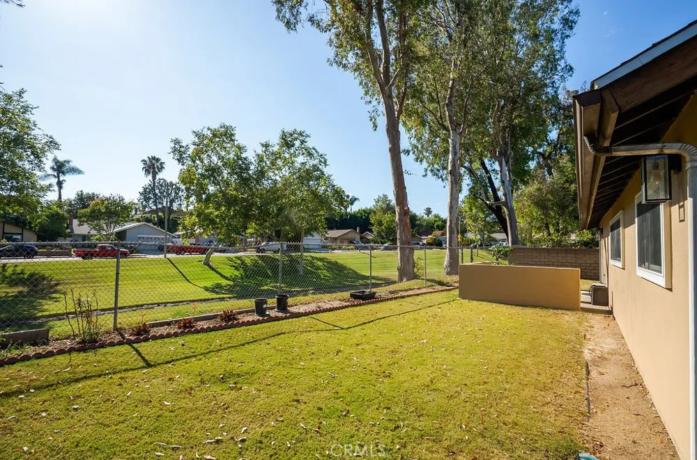 5661 Amberdale Dr Yorba Linda, CA 92886