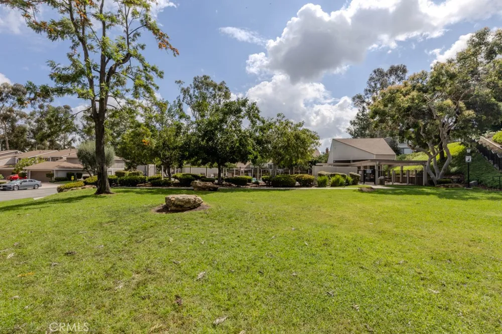 6597 E Camino Vista #2 Anaheim Hills, CA 92807