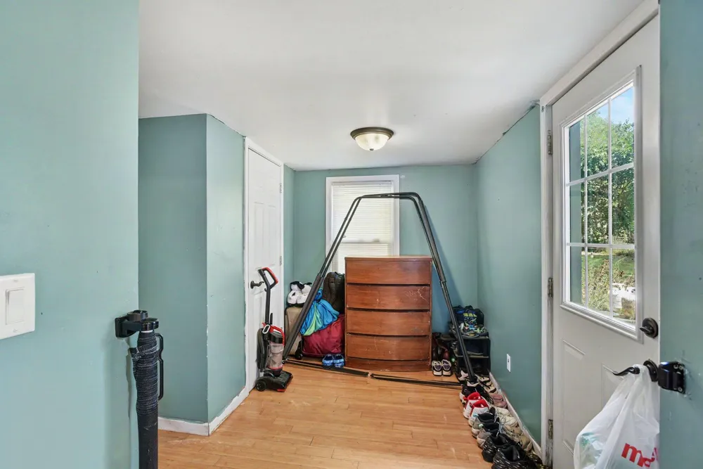 7043 Liggett Street Kalamazoo, MI 49048