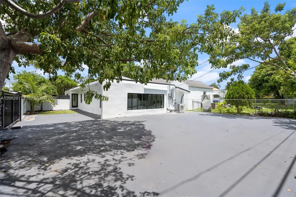 94 NW 48th St #0 Miami, FL 33127