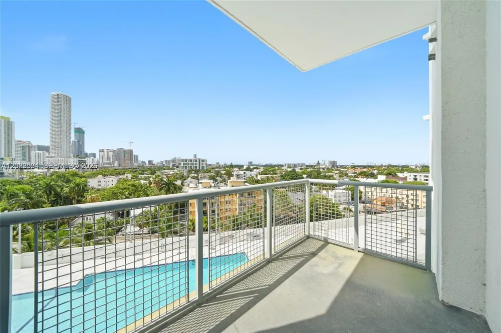 10 SW South River Dr #804 Miami, FL 33130