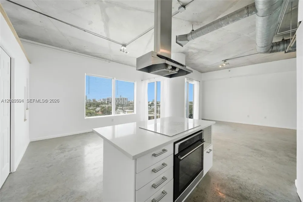 10 SW South River Dr #804 Miami, FL 33130