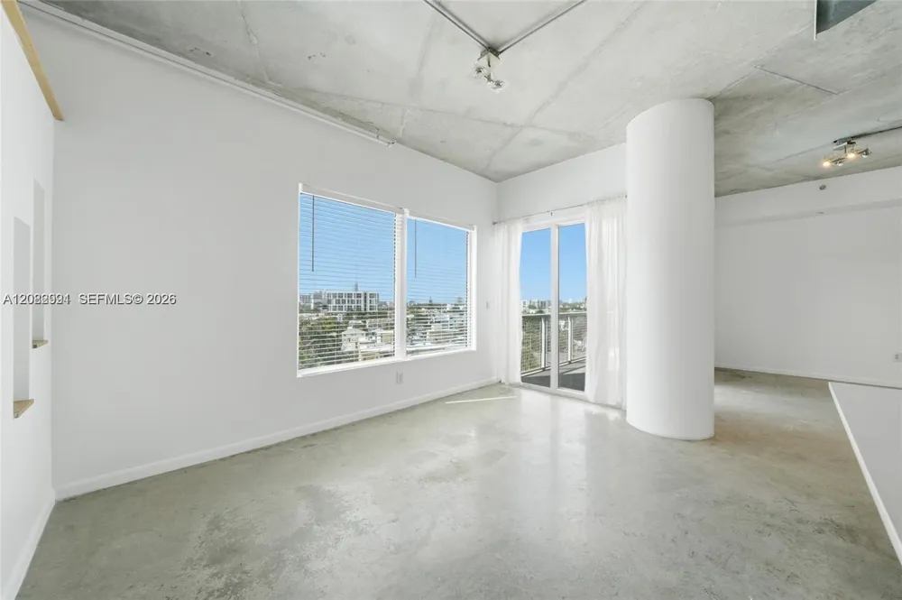 10 SW South River Dr #804 Miami, FL 33130
