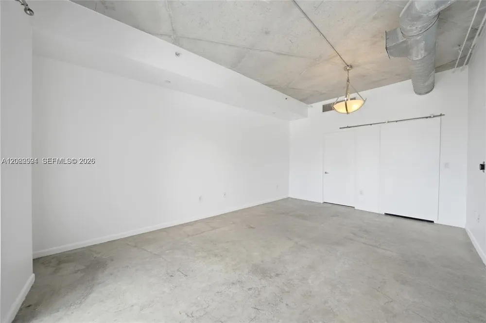 10 SW South River Dr #804 Miami, FL 33130