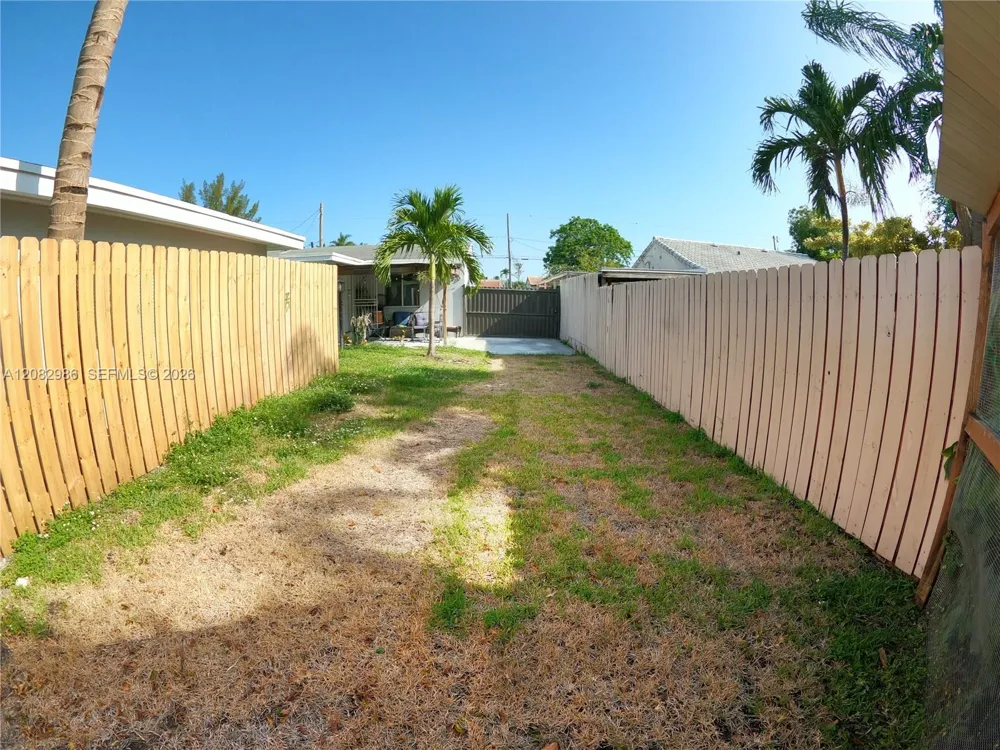 2236 Grant St #F Hollywood, FL 33020