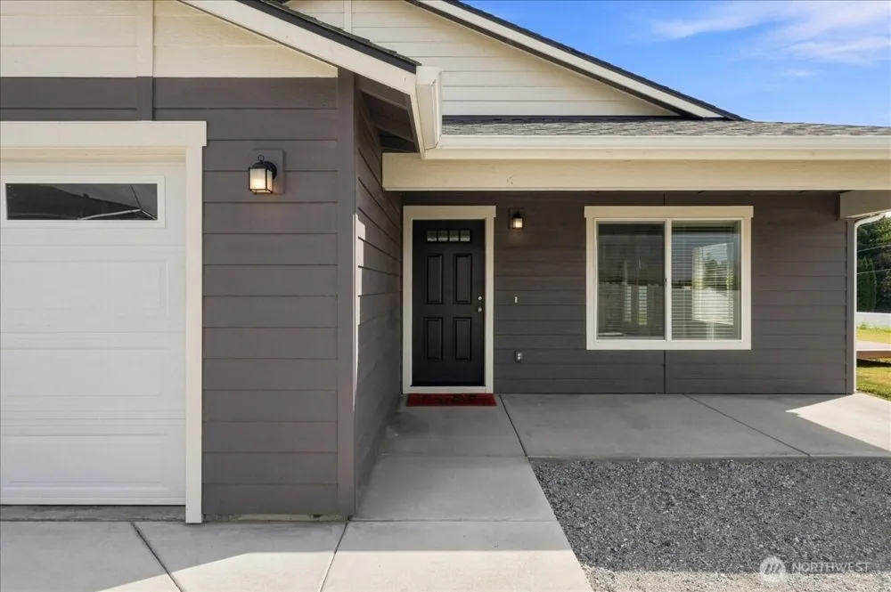 27 Jonagold Lane Manson, WA 98831