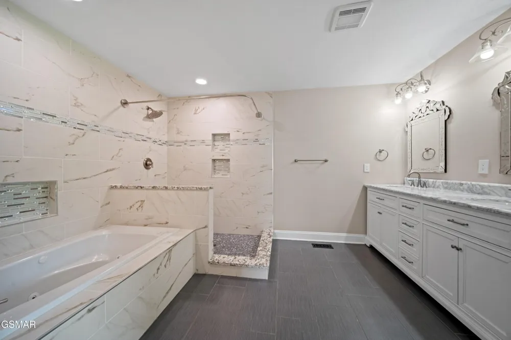 412 Apple Valley Road Sevierville, TN 37862