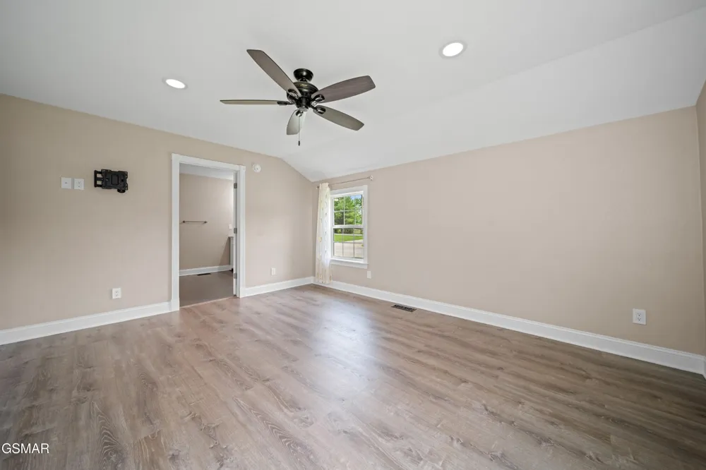412 Apple Valley Road Sevierville, TN 37862