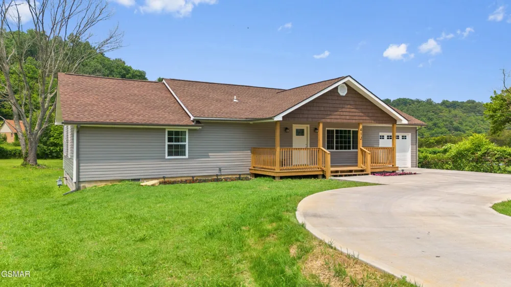 412 Apple Valley Road Sevierville, TN 37862