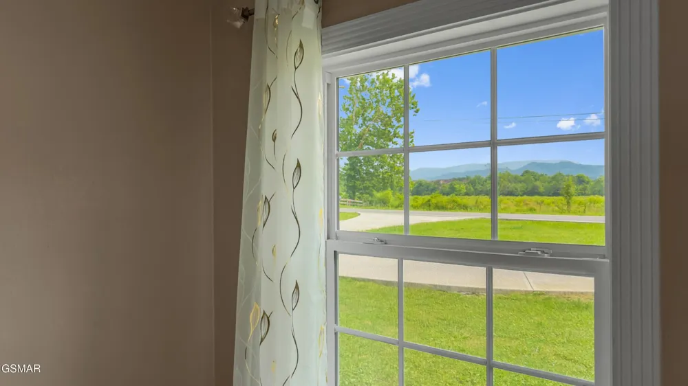 412 Apple Valley Road Sevierville, TN 37862