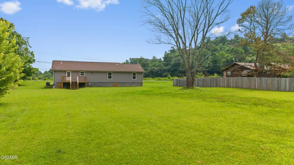 412 Apple Valley Road Sevierville, TN 37862