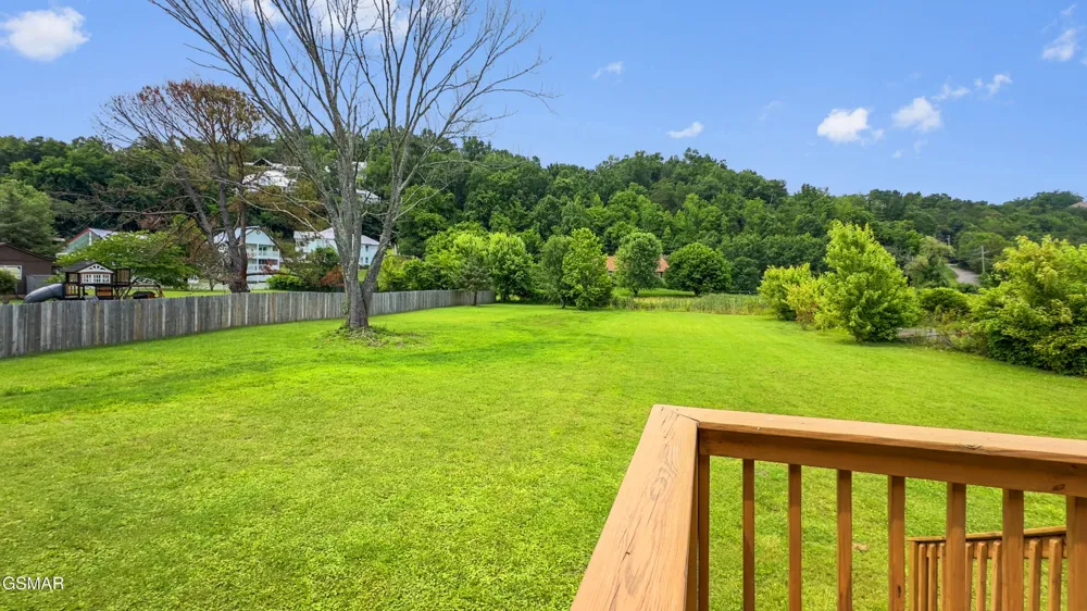 412 Apple Valley Road Sevierville, TN 37862
